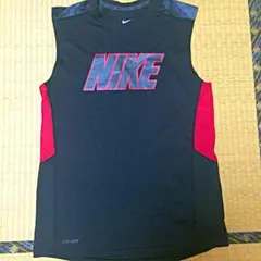 ナイキ ノースリーブ