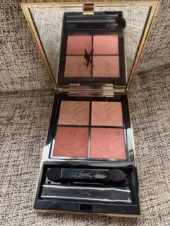 YSL クチュール ミニ クラッチ 600 アイシャドウ