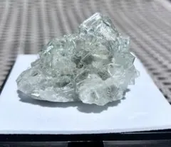 江西省 雪山フローライト 原石 鉱物標本 - メルカリ