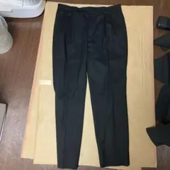 黒スラックス ウエスト82cm