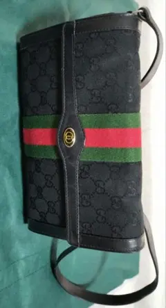 美品 GUCCI グッチ ショルダーバッグ シェリーライン ウェブライ