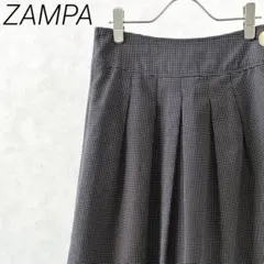 ZAMPA ひざ丈スカート フレア タック入り ドット柄 シンプル 裏地付きのサムネイル