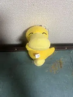 大人気！ポケモンコダックぬいぐるみ