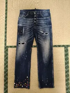 DSQUARED2 Roadie Jean フラワー刺繍 ダメージ加工のサムネイル