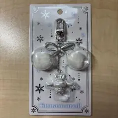 最安値　シナモロール　キーホルダー（ふわふわスノーラビット）　サンリオ　新品