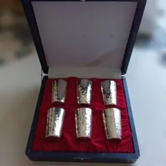 槌目ぐい呑6客セット　酒器　銀色　箱付き