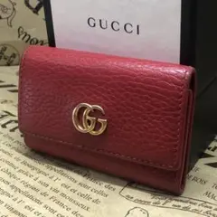 グッチ 6連 キーケース GGマーモント 革 赤 鍵 FL607