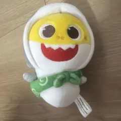 ピンキッツ&ベイビーシャーク×おでかけ子ザメ ぬいぐるみ マスコットのサムネイル