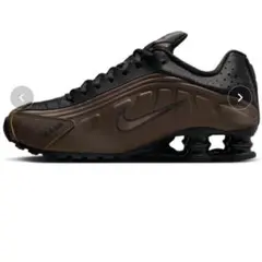 NIKE meets emmi SHOX R4 スニーカー