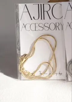 AJIRO アクセサリー　ネックレス　ゴールド