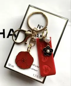 CHANEL _2025.バレンタイン限定_カメリアチャーム _キーホルダー