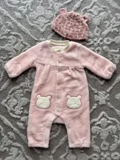 【60-70cm】厚手ボアのクマちゃんカバーオール＆ 手編みのクマ耳お帽子付き