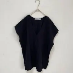 【ZARA/ザラ】プルオーバー　ブラウス　フレンチスリーブ【Vネック】【XS】