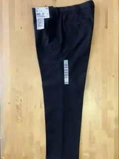 UNIQLO ユニクロ　感動パンツ　ブラック スラックス 88x71