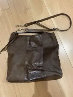 Item thumbnail for item f5b4fda1-7326-4ff5-8b4d-b7c258610918