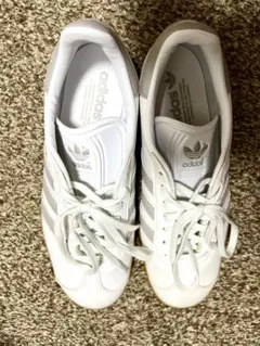 adidas gazelle ホワイト/グレー
