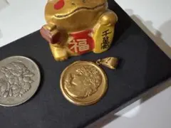 18kコイン型ペンダント 約2.5cm 20グラムのネックレスにフィットします