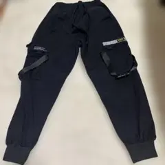 黒 カーゴパンツ サイドポケット付き