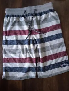 ✡️OUTDOOR PRODUCTS ハーフパンツ ボーダー柄 LLサイズのサムネイル