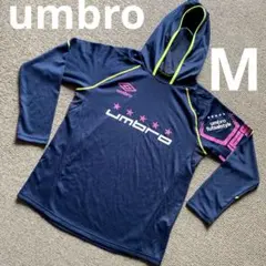umbro サッカー・フットサルウェア フーディー　プルオーバー　パーカー　M