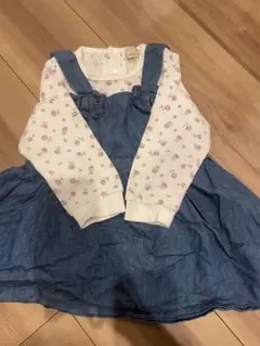 デニムワンピースとカーディガンセット