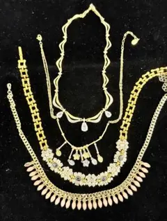 ゴールドチェーンネックレス 多層デザイン4本