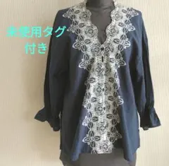 ◆未使用タグ付き◆ネイビー フラワー刺繍 　綿　長袖プルオーバー