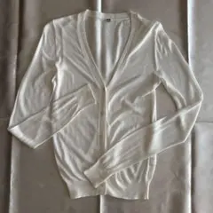 UNIQLOオフホワイト Vネック カーディガン 長袖　S
