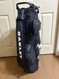 新品 オークリー OAKLEY ゴルフ キャディバッグ ホワイトカモ - メルカリ