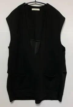 CHIGNON 　 ベスト　Uネック　ジップ　サイドスリット