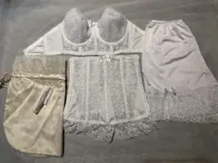 お値下げ中‼️セモア ブライダルインナーセット　ブラジャーE70 ニッパー64