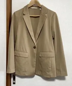 ユニクロ　ストレッチ　テーラード　リヨセル　ジャケット　ベージュ　Mサイズ　美品