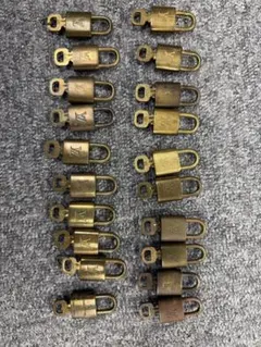 ルイヴィトン　鍵　カデナ　パドロック　20個セット