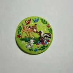 Disney Characters 刺繍缶バッジ　バンビ