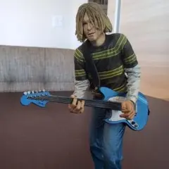 カート・コバーン　フィギュア Fenderギター付属のサムネイル