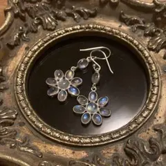 サフィレット ペアシェイプ ローズカット 花 ステンレス フープ ピアス 