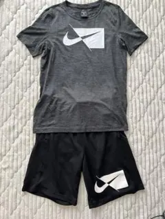 150〜160 Nike DRI-FIT 上下セット L Tシャツ美品
