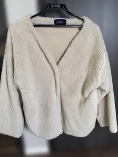 as know as クリーム色ファーコート