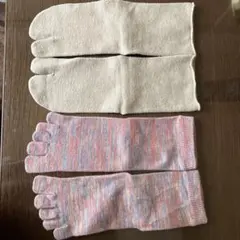 指ありソックス ベージュ色とカラフルの２足セット