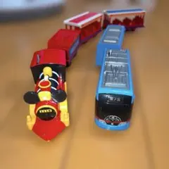 プラレール トミカ ディズニー ウエスタンリバー鉄道 ドラえもんトラムまとめ売り