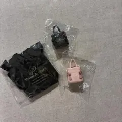 ガチャ　メゾンドフルール　ミニチュアチャーム　2種セット　ブラック　ピンク