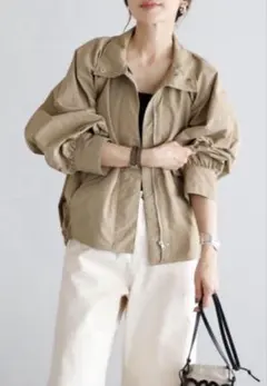 BONJOUR SAGAN 撥水スタンドネックマウンテンパーカー　ベージュ　新品