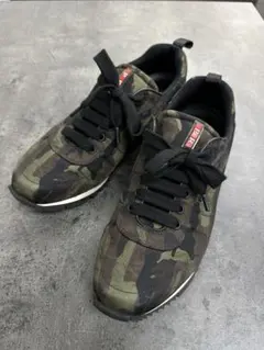 PRADA カモフラージュ スニーカーのサムネイル