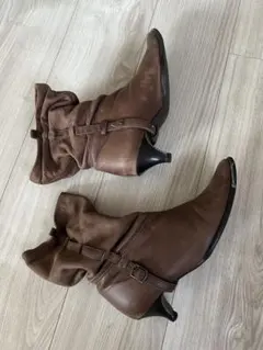 ブラウン ブーツ