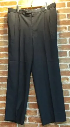 munsingwear ネイビーのスラックス メンズウェア