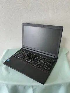 Fujitsu LIFEBOOK Win11pro HDD i3 4GBのサムネイル