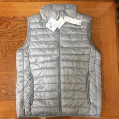 ユニクロ ウルトラライト ダウンベスト メンズ M サイズ グレー