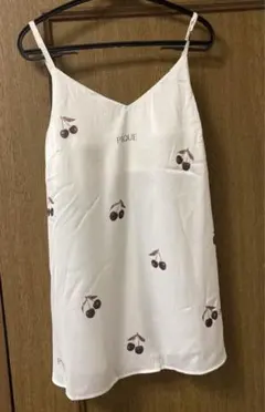 【新品未使用】ジェラートピケ アーバンチェリー柄サテンカップインキャミソール