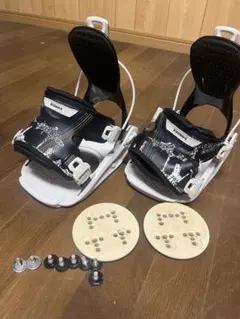 Item thumbnail for item d8ee3335-0774-4d32-8136-59d3bf707682