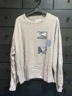 【HOLIDAY】ロンT 長袖カットソー ベージュ フォトプリント モカ